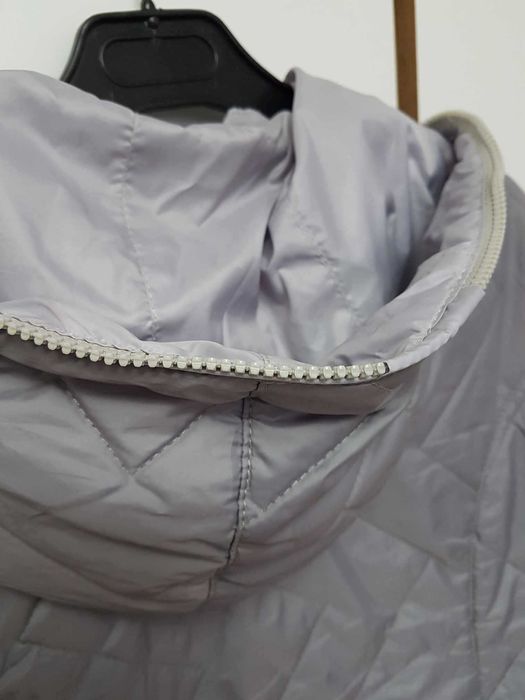 DARIA kurtka  bardzo lekka 44