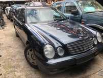 Mercedes W210 Station Gasolina de 2002 para peças