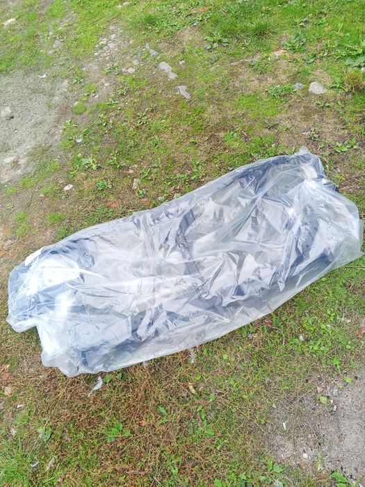 Pas przedni Nissan Primera