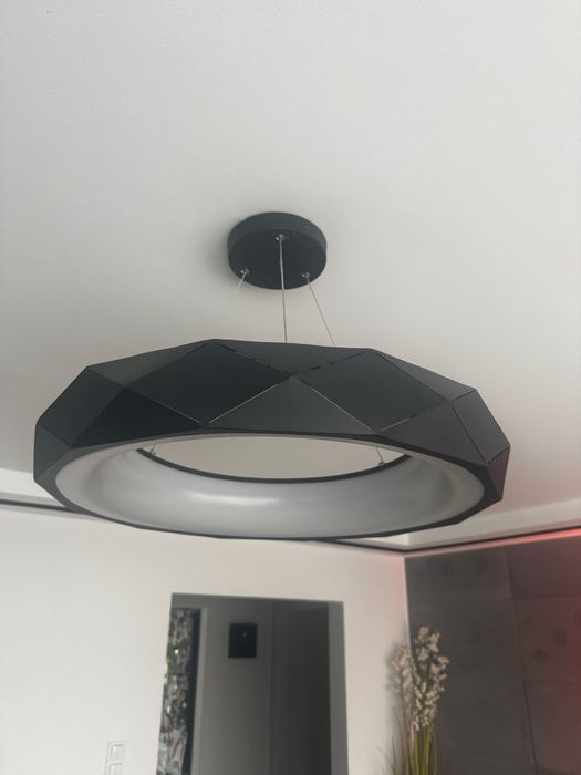 Lampa sufitowa nowoczesna