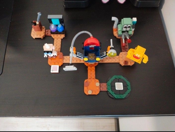 71397 LEGO Super Mario Luigi's Mansion Lab and Poltergust