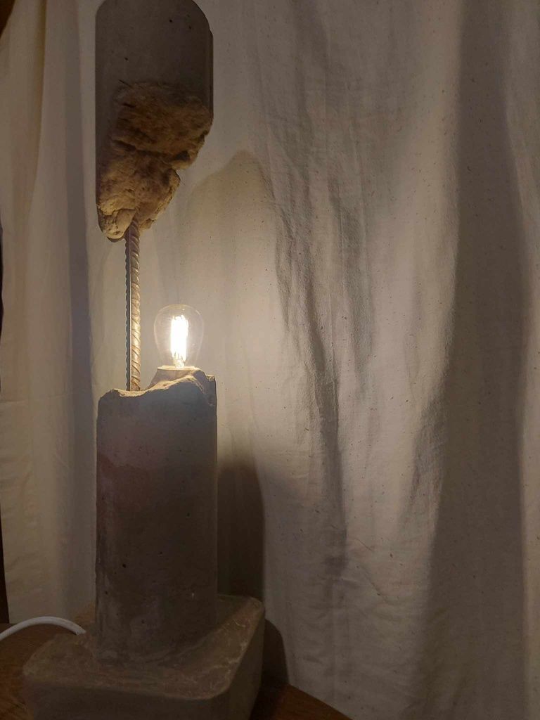 Lampa z betonu w stylu Loft
