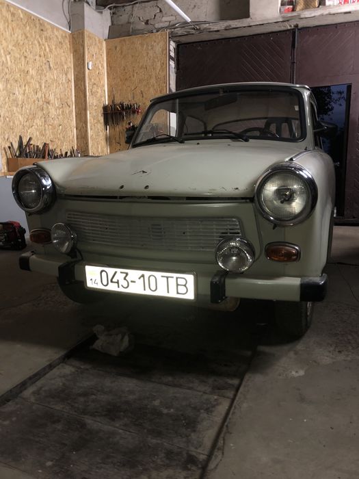 Ретро автомобіль Trabant p 601