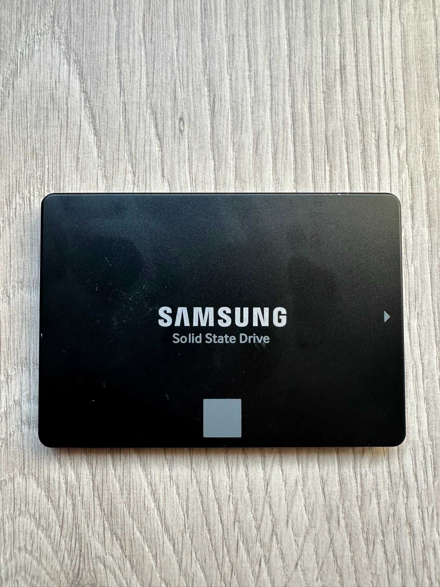 Dysk SSD Samsung 860 EVO 4TB IDEALNY 2,5''