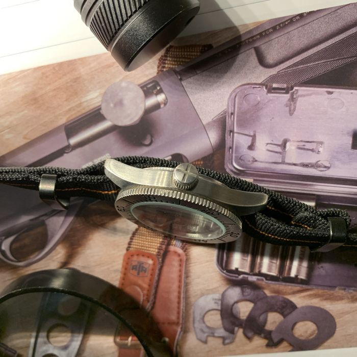 Рідкісний вінтажний годинник Fossil наручний кварцевий