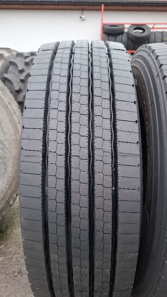 4 opony 285/70 R19.5 Crsosswind CWS20E
