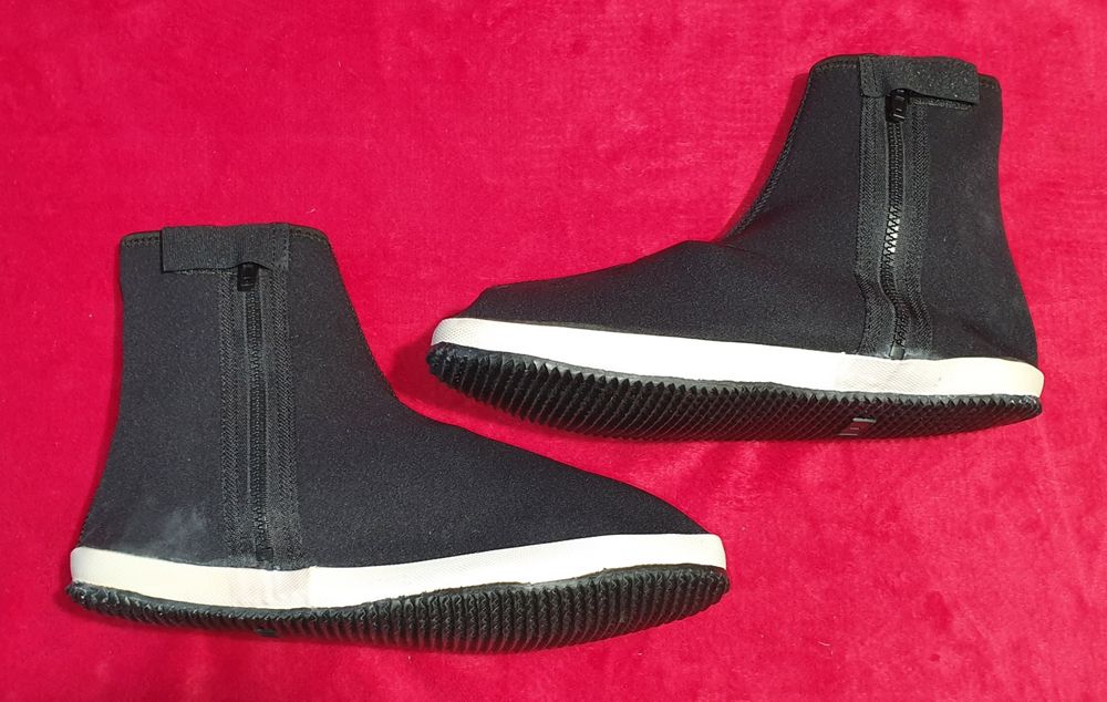 NOWE wodoodporne ochraniacze nakładki na buty o dł. do 26cm / 38
