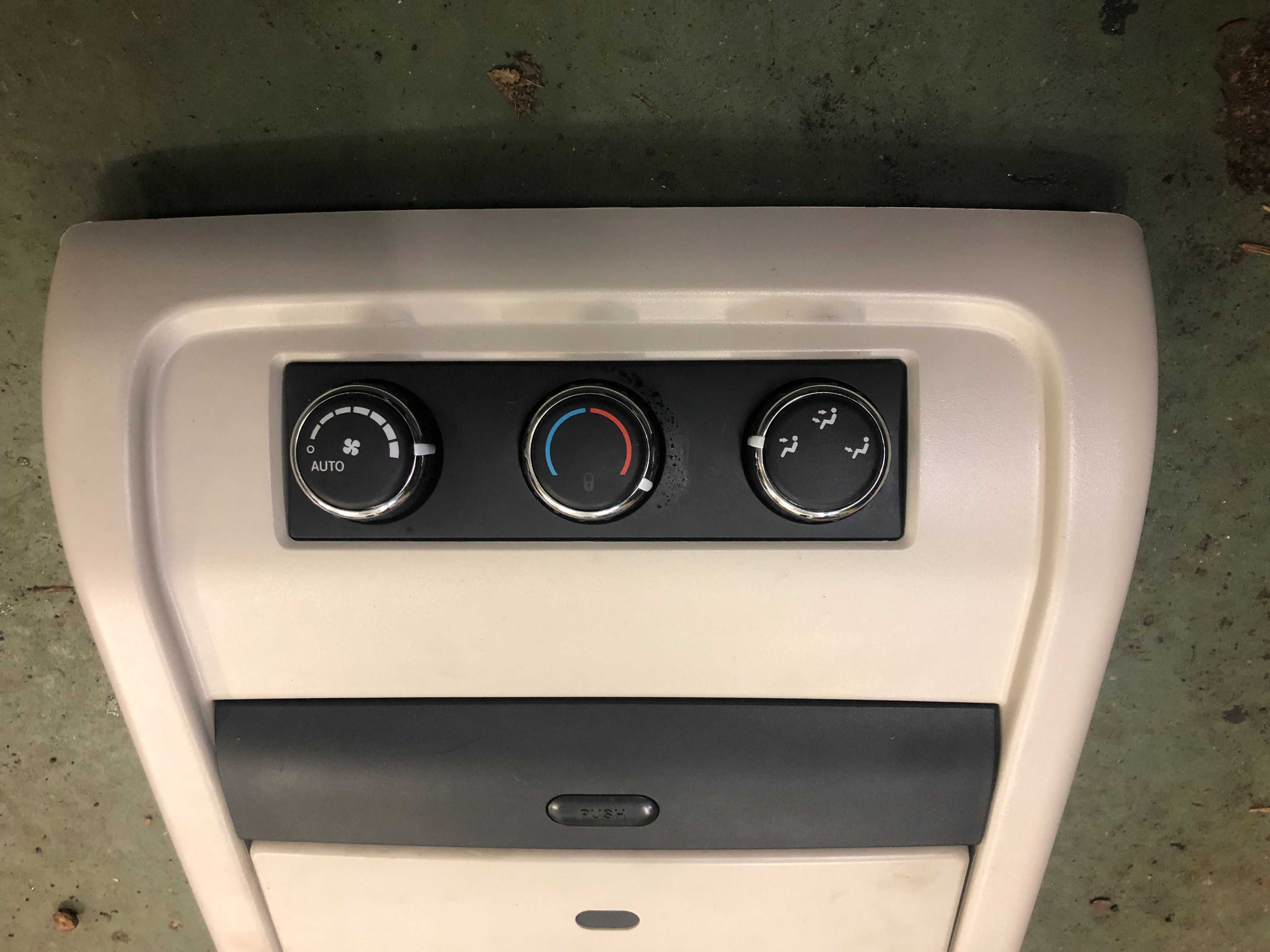 Journey Freemont 11- monitor ekran LCD DVD
