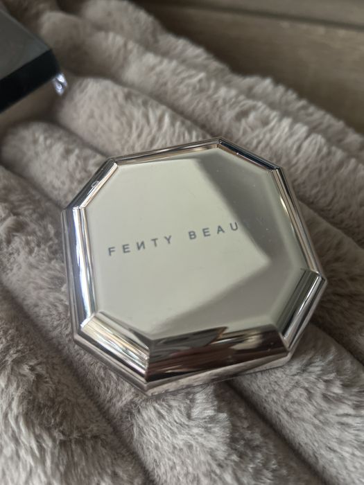 Fenty beauty banana