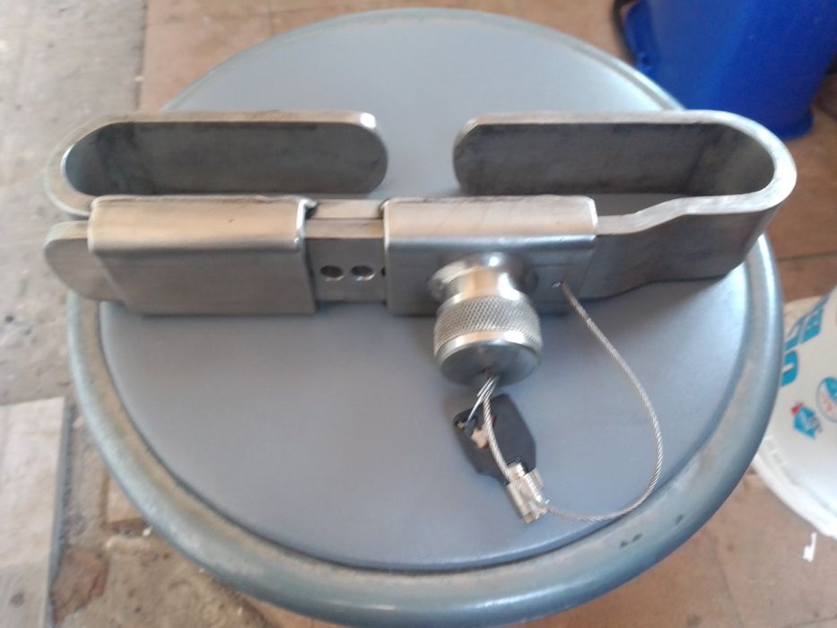 Блокіратор замок двері фургона   на фуру контейнер холодильник