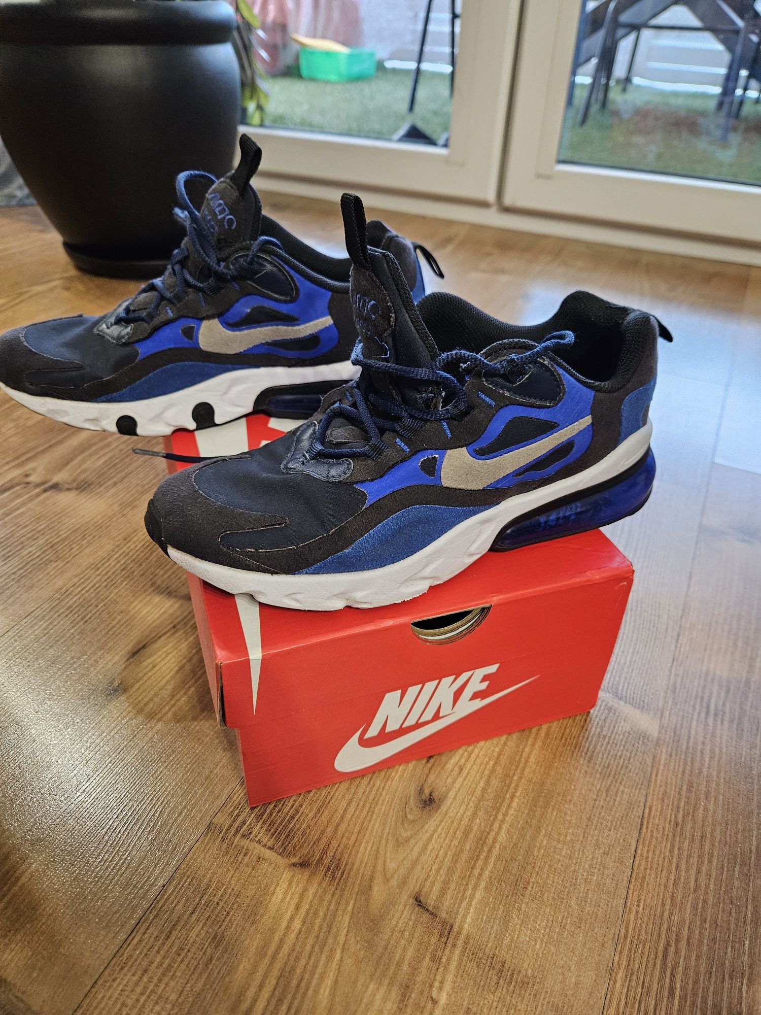 Nike Air Max 270 React. Rozm.38.5 wkładka 25 cm