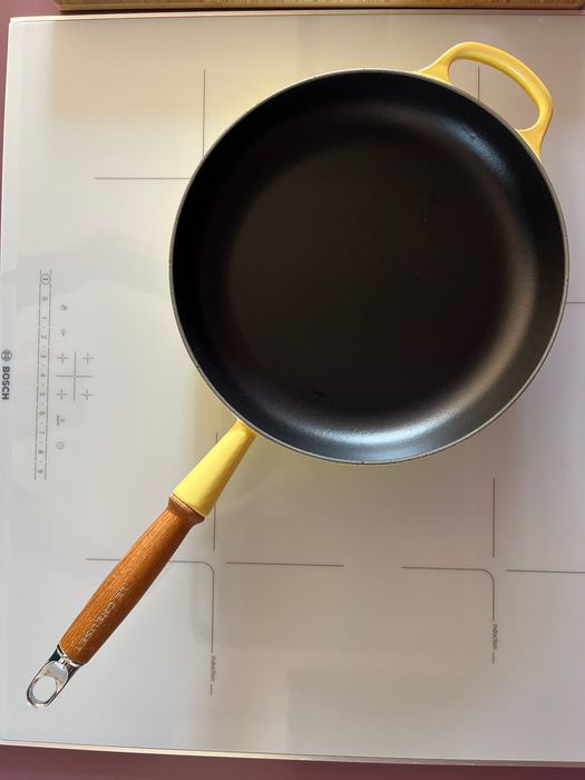 Frigideira Le Creuset Signature em ferro fundido