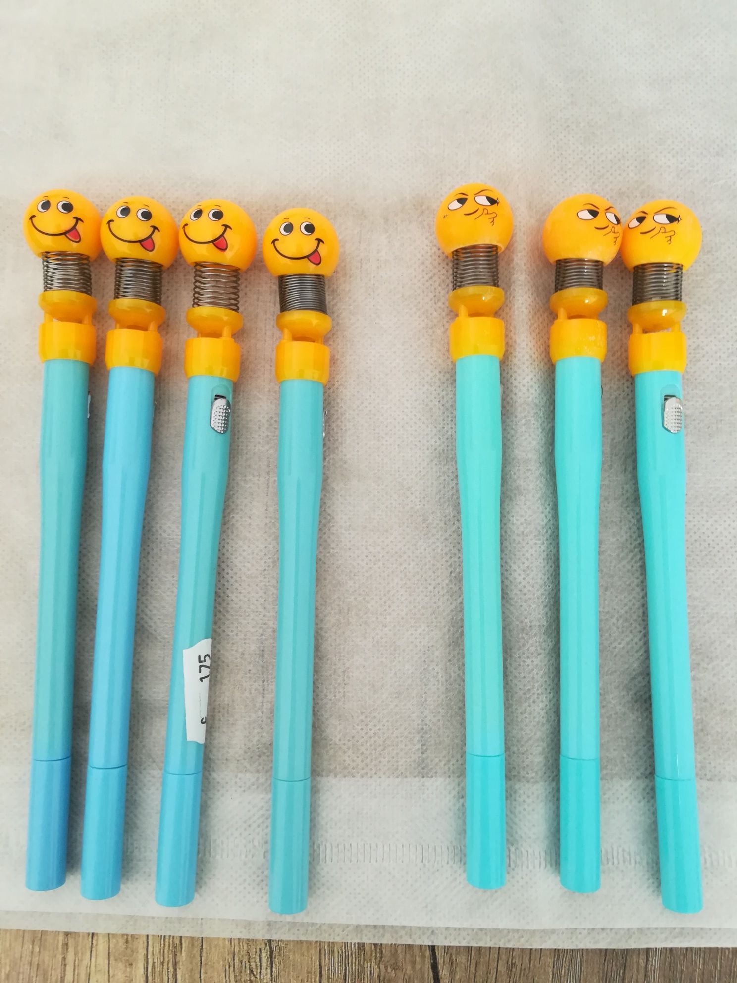Canetas /glitters novos