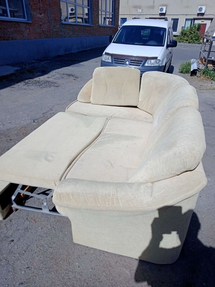 Продам кутовий диван