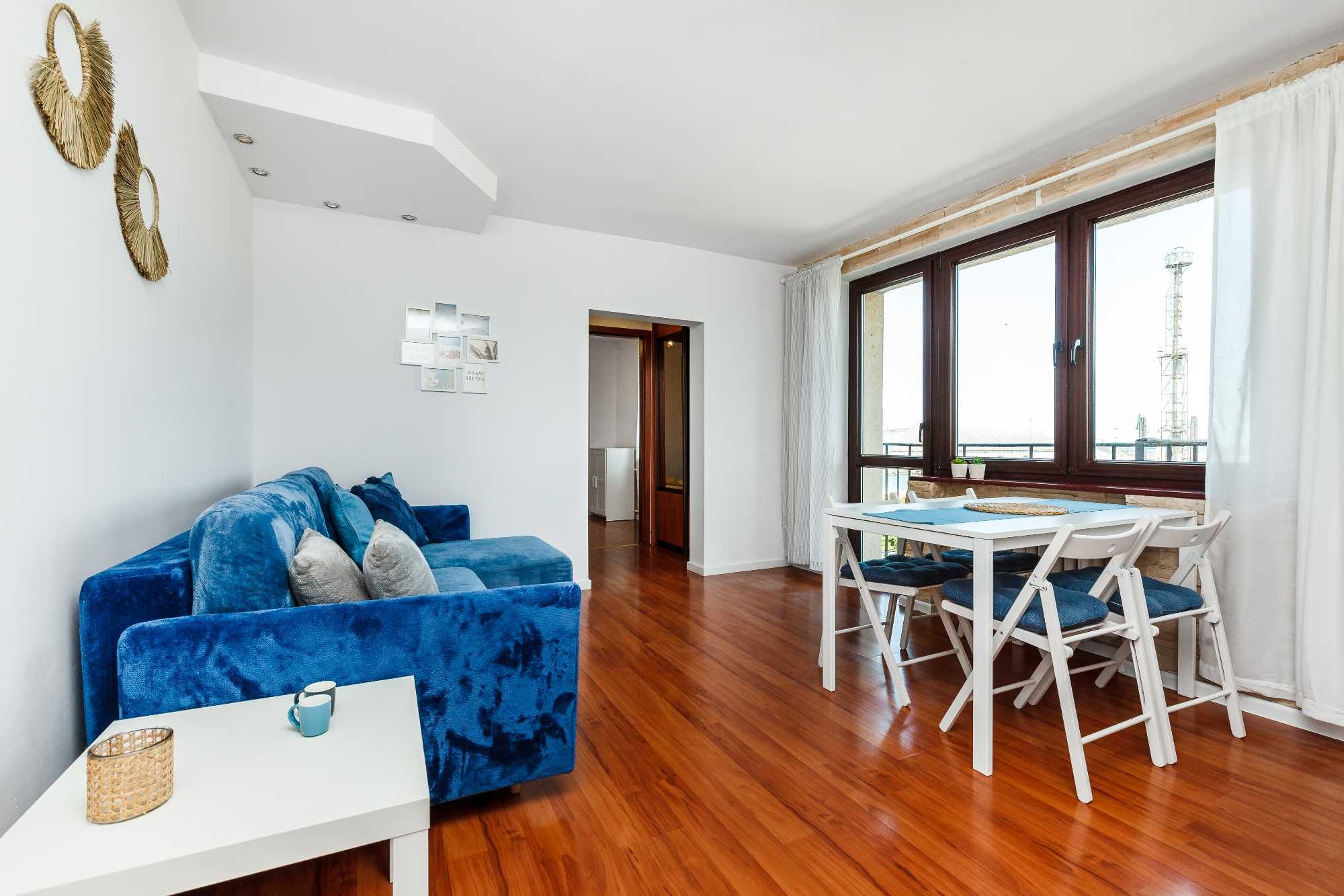 Gdynia–Apartament dla 5 osób, widok na morze, 7 min. od plaży, parking
