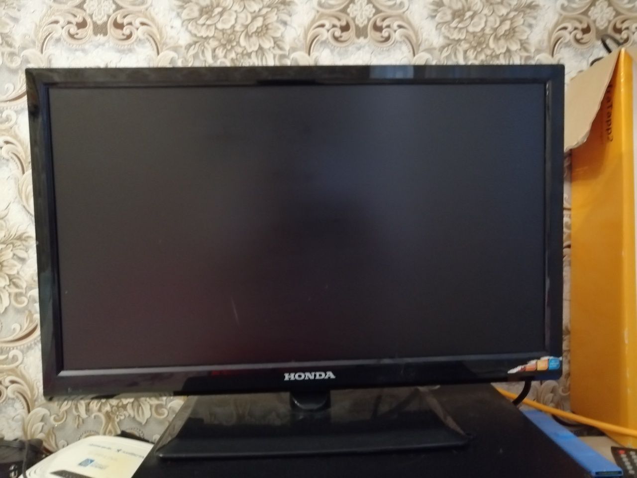 Телевизор HONDA HD LED 224 (22")