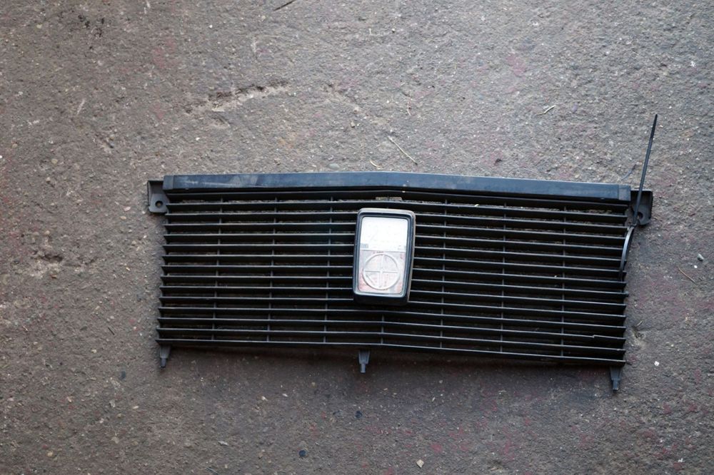 GRILL PRZEDNI ATRAPA CHŁODNICY 125P MR83 POLSKI FIAT  FSO 1983-1991