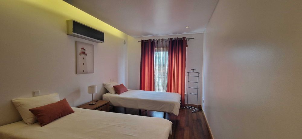 Apartamento T2 com piscina para férias em São Martinho do Porto