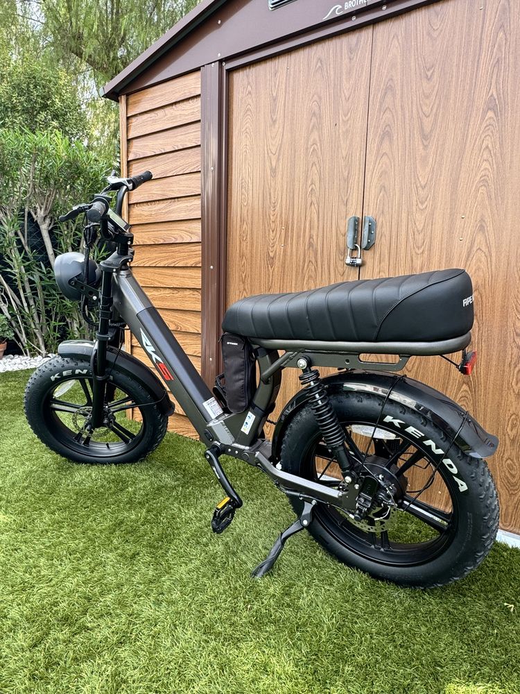 Bicicleta Elétrica 2 lugares Nova