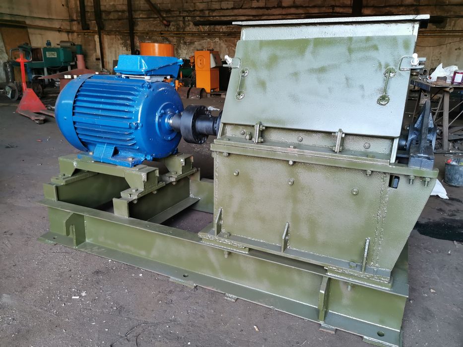 Подріблення щепи, дробилка,дробарка, щепоріз