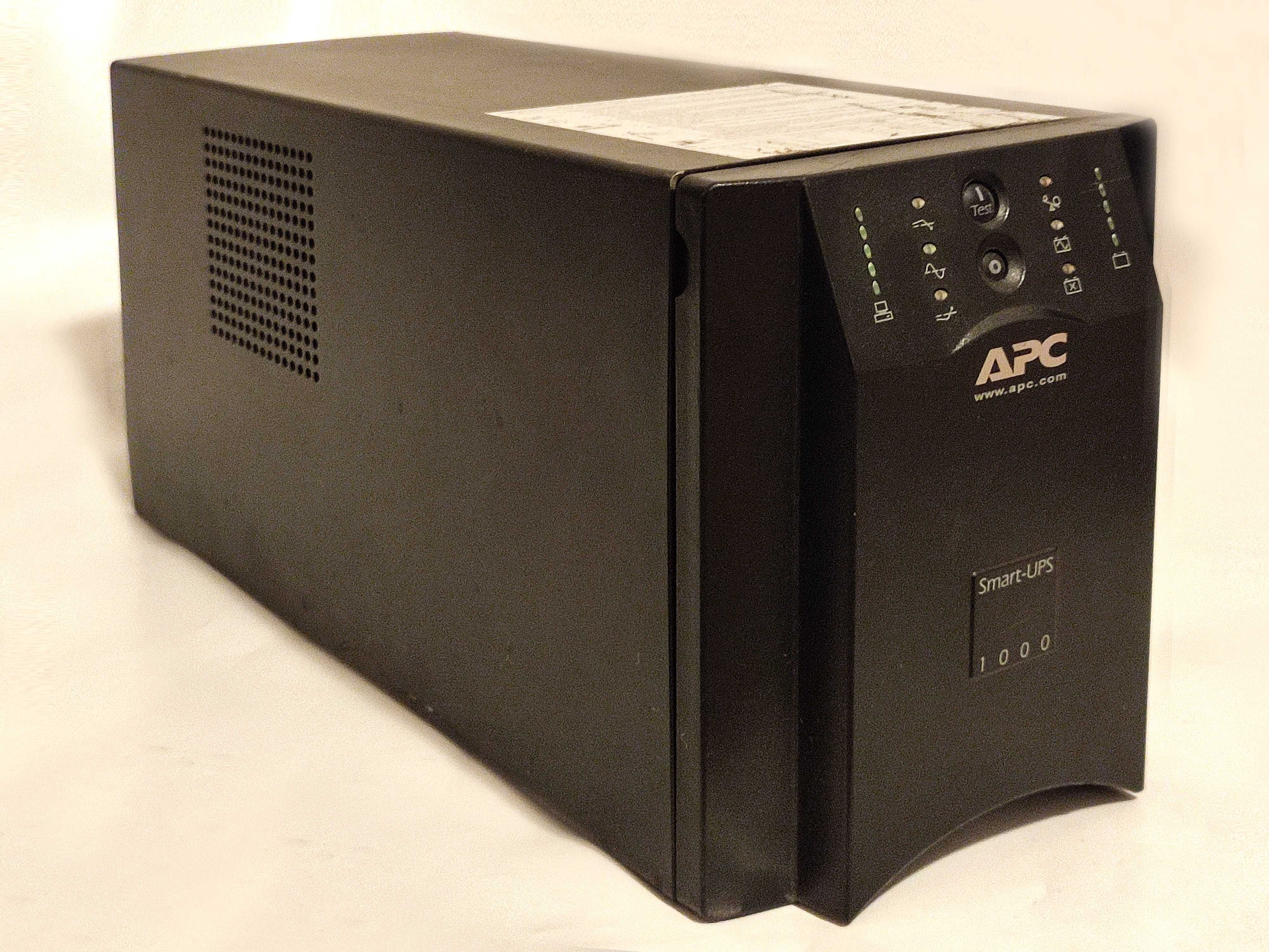 ИБП APC Smart UPS 1000