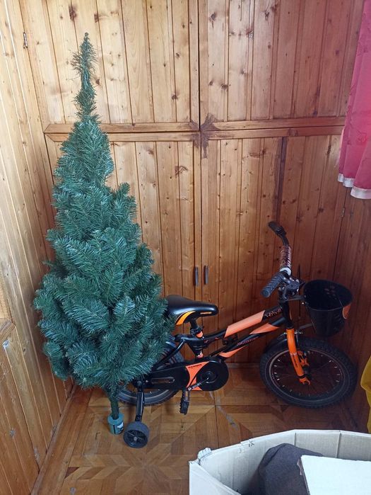 Искуственная елка новая