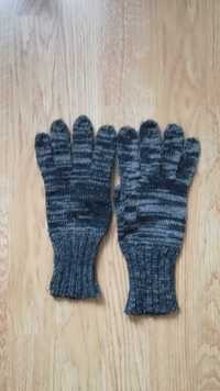 dzianinowe rękawiczki