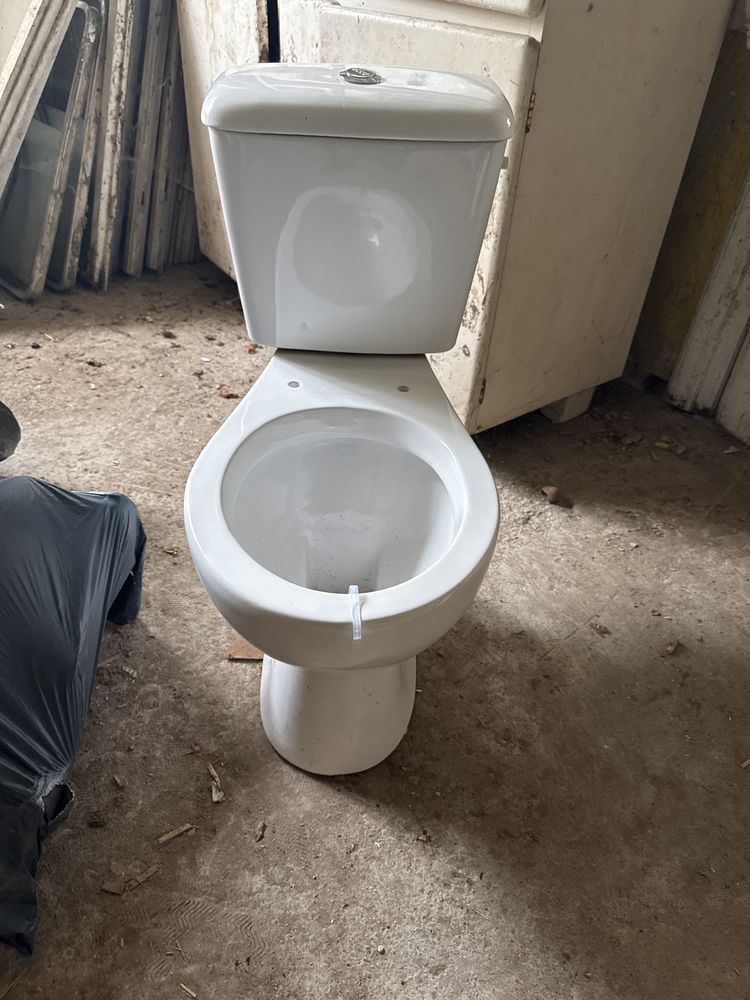 Sedes WC.   GRATIS