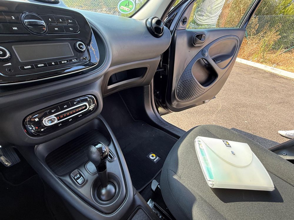 SMART ForFour EQ Business Solution | Elétrico  | Viatura Impecável