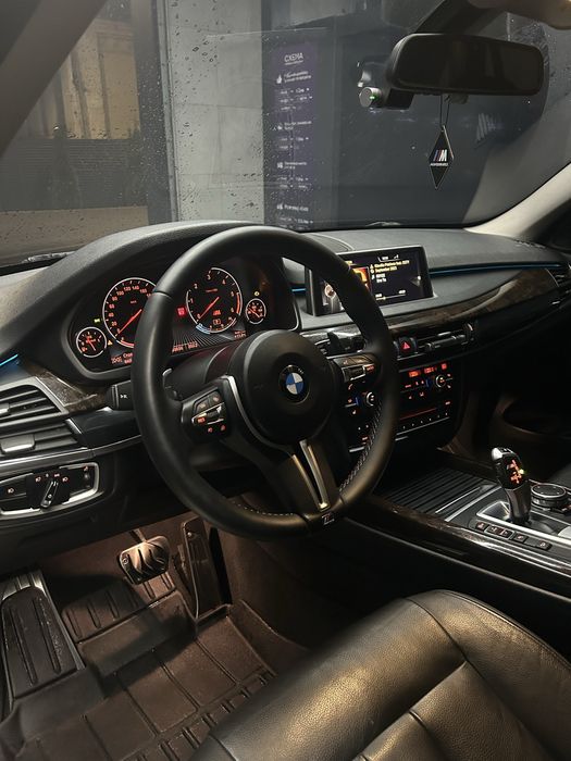 Продам BMW X5 F15