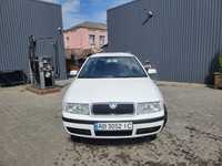 Skoda Oktavia tour 1.8 turbo