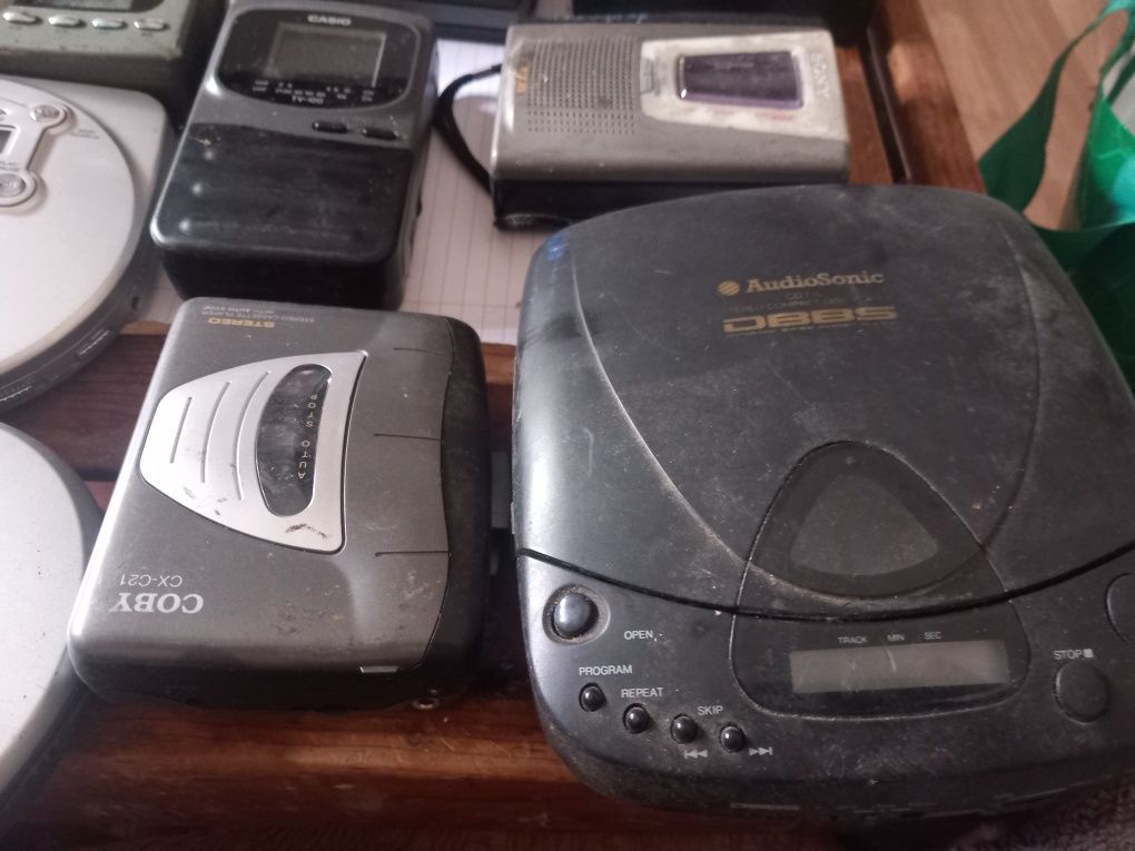 Lote radios, leitores, cd, cassetes