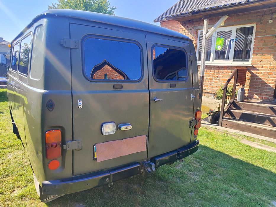 фургон малотонажний