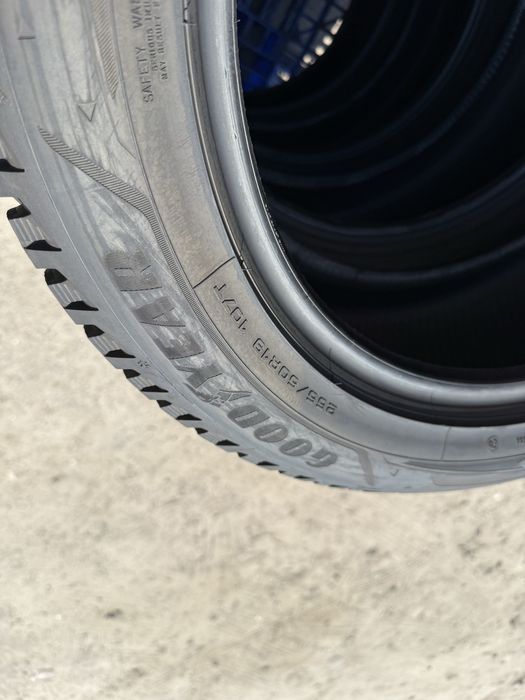 235/55 r19 255/50 r19 Goodyear UltraGrip Резина зимняя
