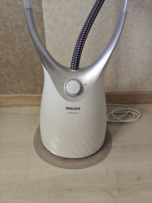 відпарювач Philips ComfortTouch GC557/30