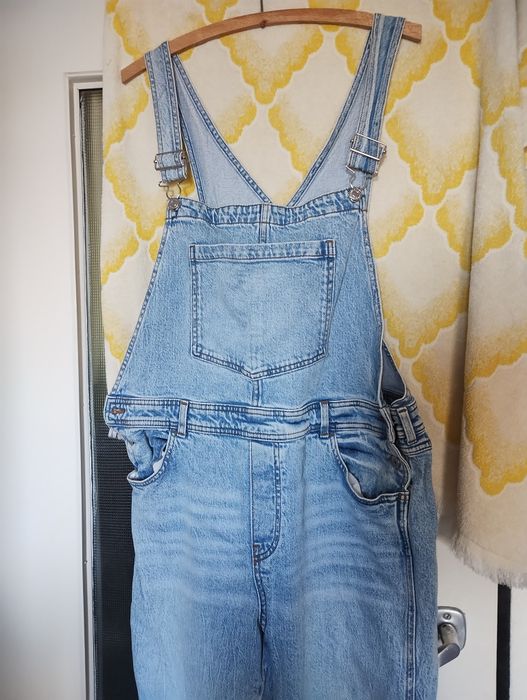 Джинсовий комбінезон для вагітних