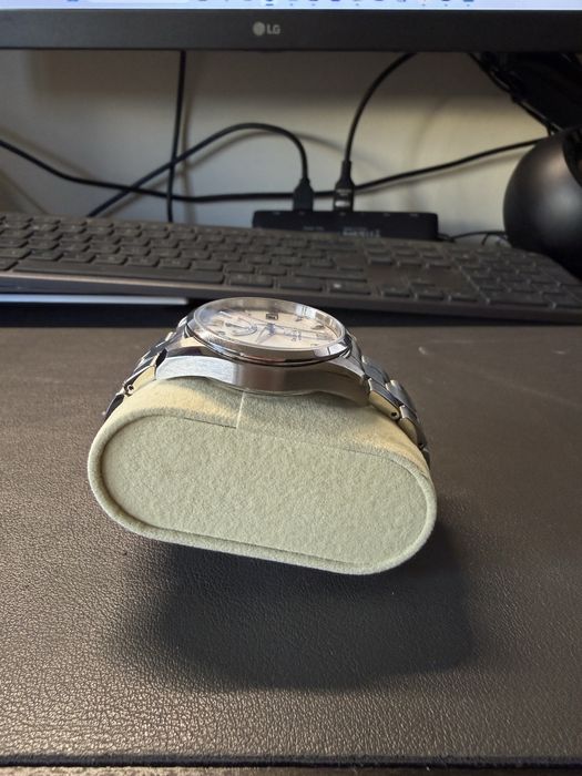 Relógio Orient Star RE-AU0006S00B