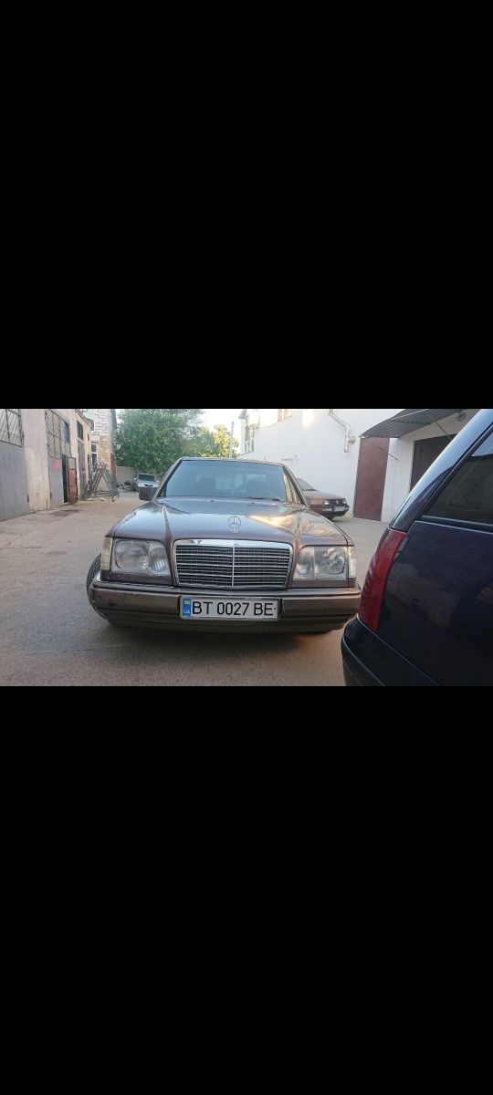 Мерседес w124, 1994г.в. 2.2 ом111, газ бензин