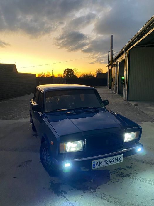 Продам власне авто ваз 2107