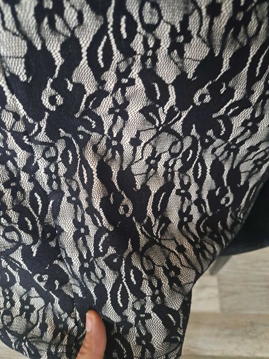 Spódnica koronkowa Amisu r.M