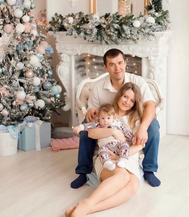 Камін декоративний поліуретановий з молдингів