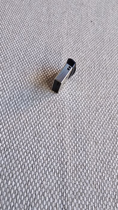 Флешка USB в отличном состоянии