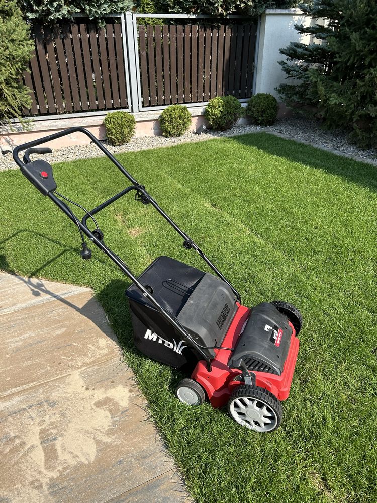Wertykulator-aerator elektryczny 1200W SMART 30 VE MTD