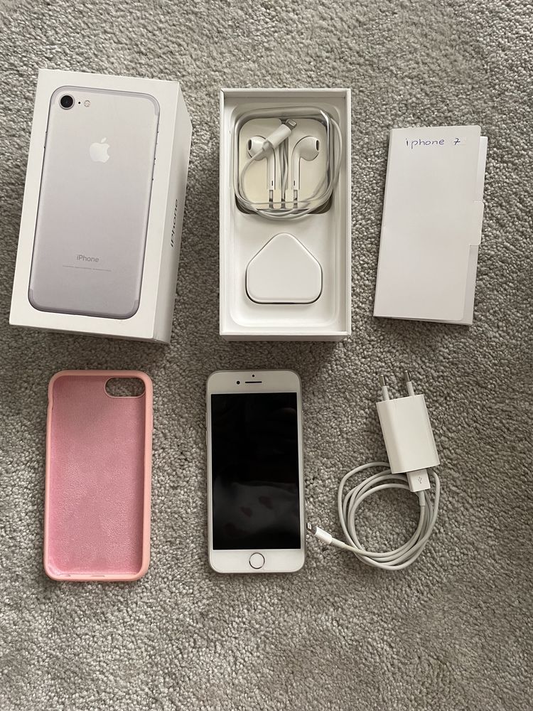 Iphone 7, 32GB, cor branco