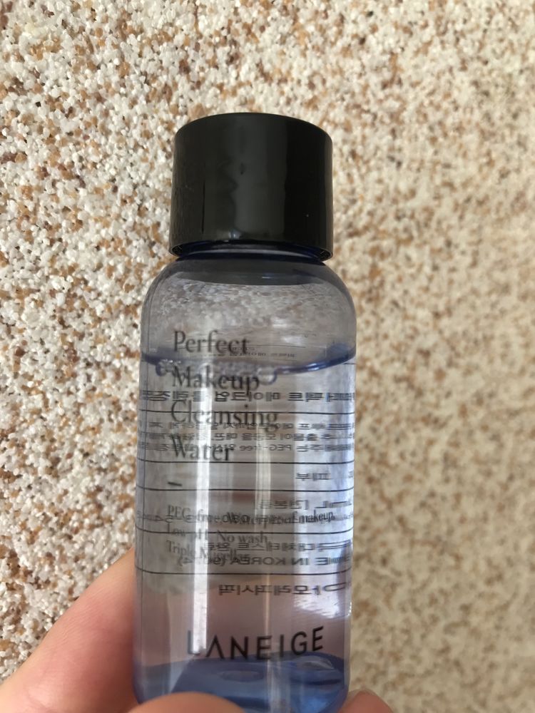 Увлажняющая мицеллярная вода laneige makeup cleansing water