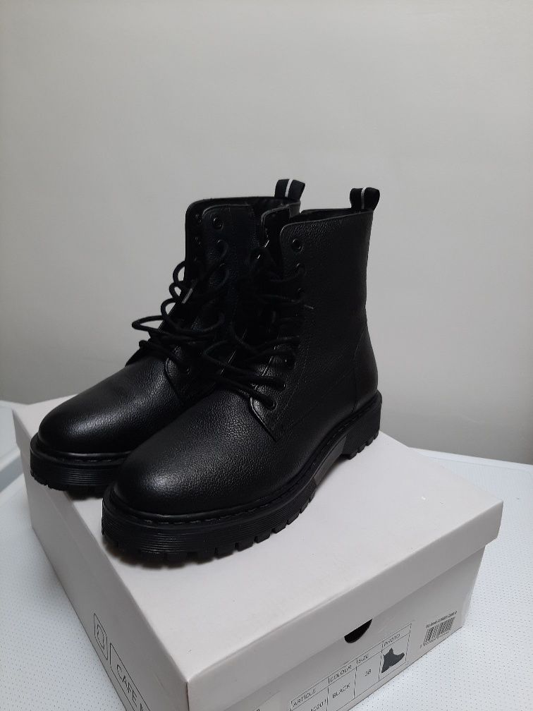 Nowe buty rockowe glany czarne skora, rozmiar 38