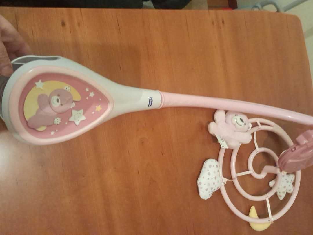 Móbil  música  para bebés