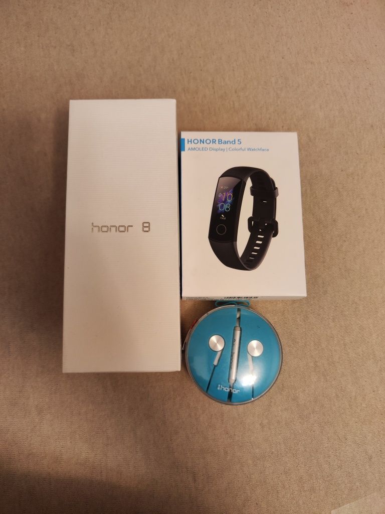 Honor 8 + Smartband Honor 5 + słuchawki Honor