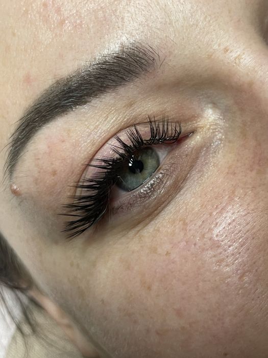 Наращивание ресниц(600-  до 4 д, первое наращ)днепр красный камень