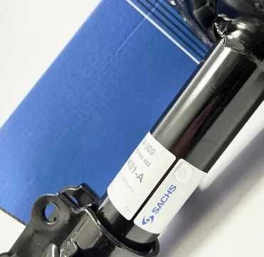 Амортизатор Передній Hyundai i30 FD з 2007 року